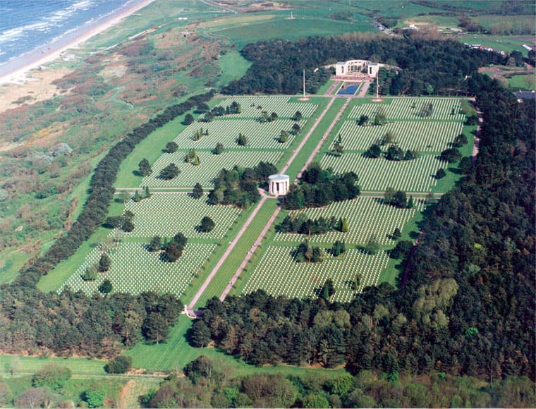 Normandy American Cemetery - Paris private tour stop