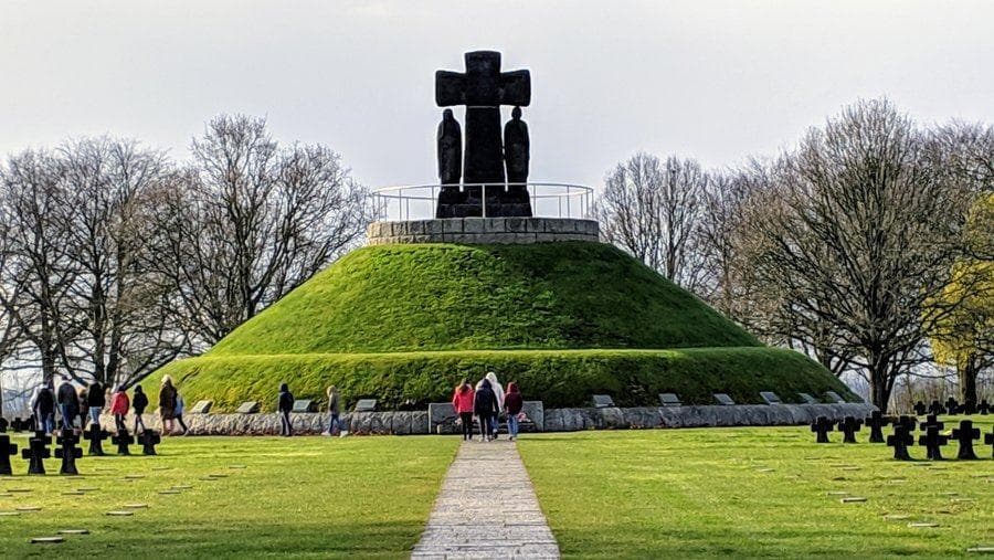 La Cambe German War Cemetery - Paris private tour stop