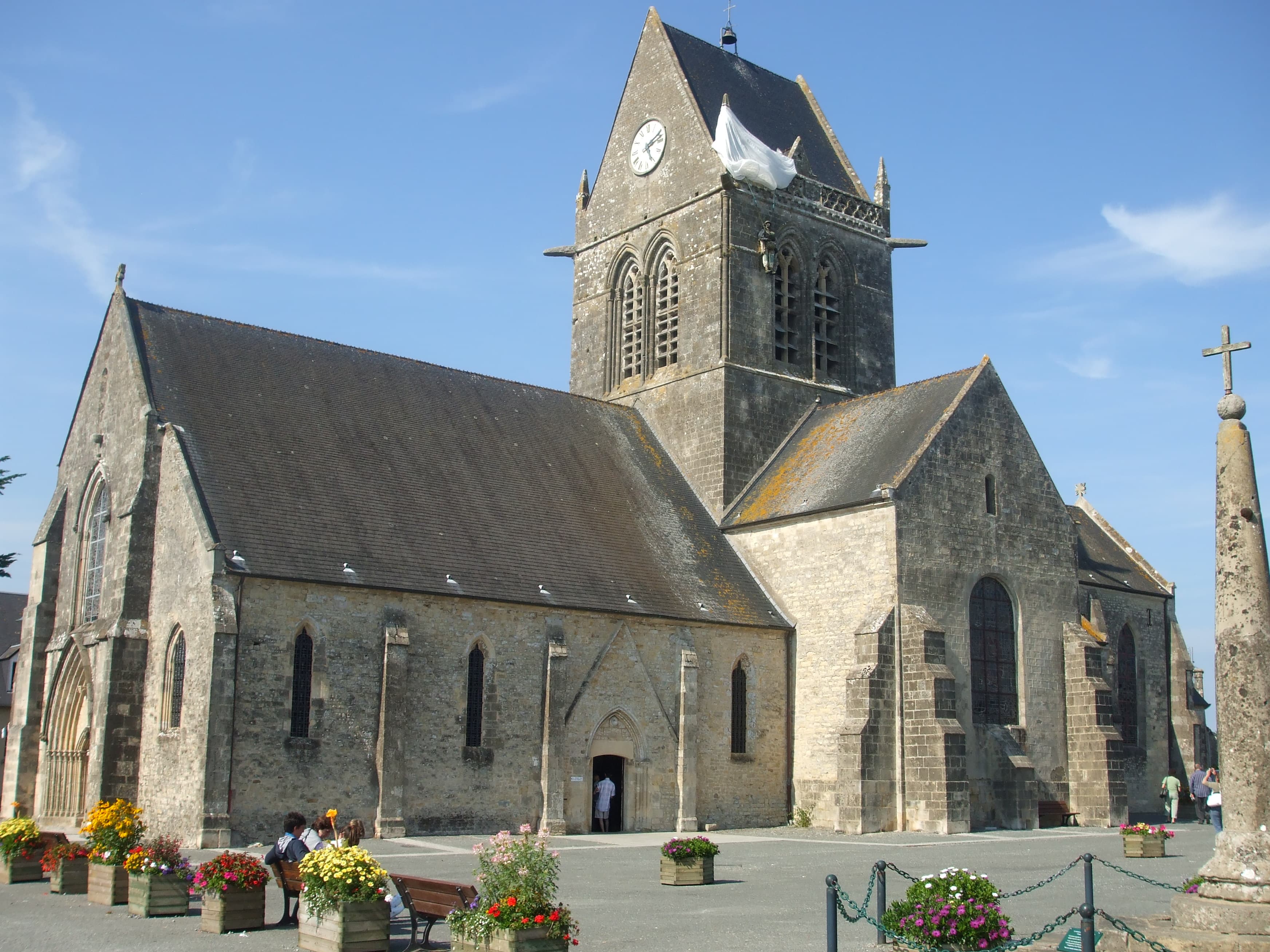 Sainte-Mère-Église - Paris private tour stop