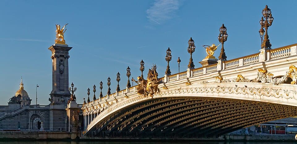 Pont Alexandre III - Paris private tour stop