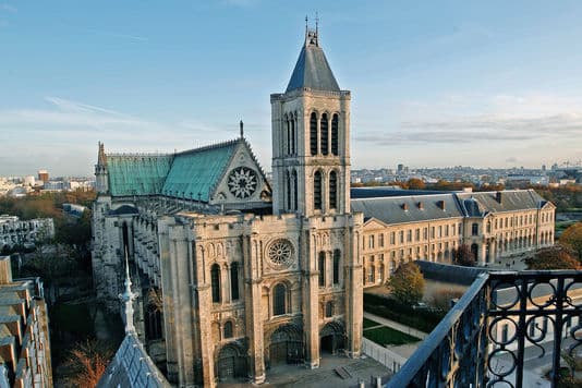 Basilique Saint-Denis - Paris private tour stop